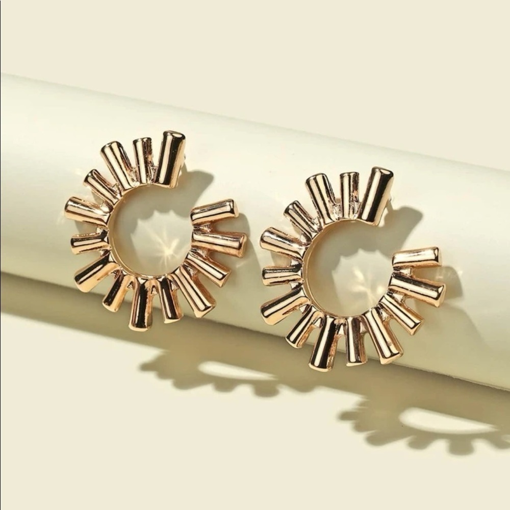 𝅺gold Structure Hoop Earrings
